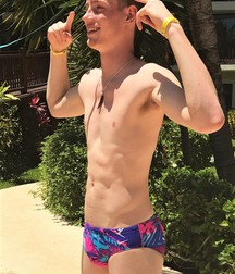 Speedo & bulges 5bbae346bcaec.jpg