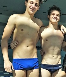 Speedo & bulges 5bbae34d15e32.jpg