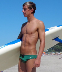 Speedos & Bulges 2 5bbcf4ad06cda.jpg