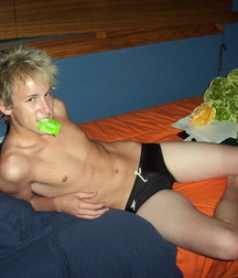 Speedos & Bulges 2 5bbcf52f895f7.jpg