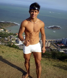 Speedos & Bulges 2 5bbcf530d0892.jpg