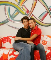 Mike & Lee 5bc653ea78c71.jpg