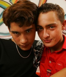 Mike & Lee 5bc653f6a2318.jpg