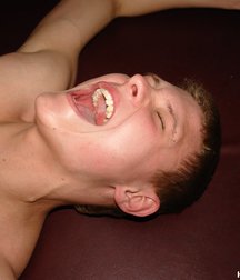 Russian Wrestling 5bc65cb594874.jpg
