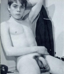Vintage American Twinks 3 5bf31d18c1df2.png