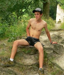 Underwear World 5cc0f8a58777a.jpg