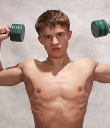 Made in Russia: fitness boy 5cc6960ef10ab.jpg