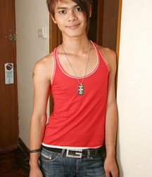 Oki: Asian twink 5cc69a93b6ef2.jpg