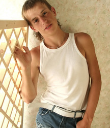 Assorted Twinks 5cd0b64a7f086.jpg