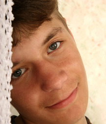 Assorted Twinks 5cd0b6bb51e4c.jpg