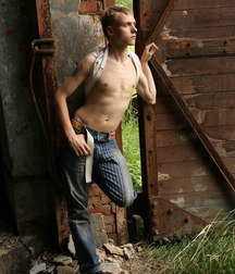 Assorted Twinks 5cd0b97624f70.jpg