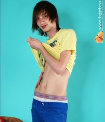 Assorted Cute Twinks 5cd8108de7146.jpg