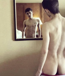 Assorted Hot Boyz 5ce737d90be37.jpg