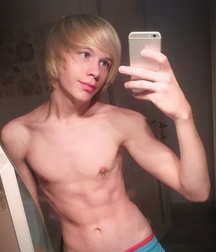 Present & Past Twinks 1 5d2addae335f6.jpg