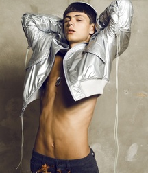 Present & Past Twinks 1 5d2addd733c8f.jpg