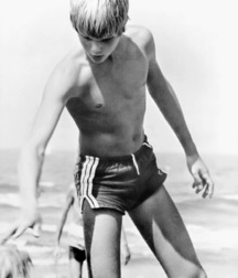 Present & Past Twinks 1 5d2ade0ab6da5.jpg