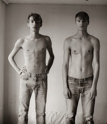 Present & Past Twinks 1 5d2ade4bb71e1.jpg