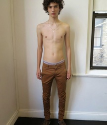 Present & Past Twinks 5d2adf840613f.jpg