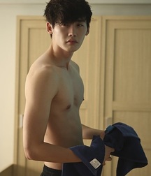 Present & Past Twinks 5d2adf92afce4.jpg