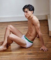 Present & Past Twinks 5d2adf9de3522.jpg