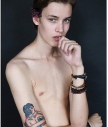 Present & Past Twinks 4 5d2bb0e1bf100.jpg