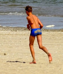 Present & Past Twinks 4 5d2bb160e3573.jpg