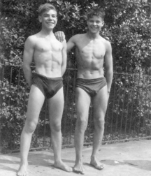  Present & Past Twinks 5 5d2bc2f8297bb.jpg