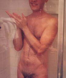 Boys having fun selfies porn 5f48b0e633cf9.jpg