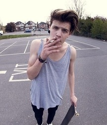More smokers 5c2b811dbcd3a.jpeg
