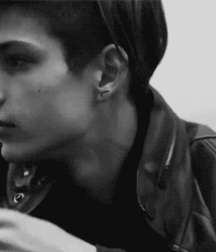 More Smokers 5ce5badbc61db.gif