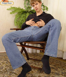 Stin on a chair gay tube 6016496678514.jpg