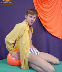 Stin at the beach gay tube boys 606b45c1e7600.jpg