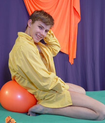 Stin at the beach gay tube boys 606b45c39b3ad.jpg