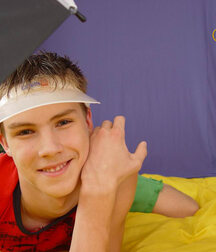 Porn Stin plays with an umbrella Gay Tube 60d0f0471d63d.jpg