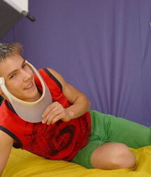 Porn Stin plays with an umbrella Gay Tube 60d0f04b9fdab.jpg