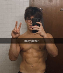 reddit & Grindr gay tube 5fa0482cd3154.png