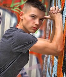 Gorgeous 1 gay tube guys faces  5f66583d6380b.jpg
