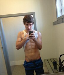 Boy gay tube selfies 5f62289634fd6.jpg