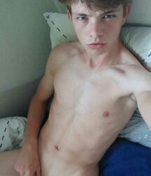 Photo's and Gifs Gay Tube 5f639607820b3.jpg