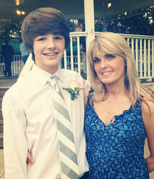 Hunter Geurink set 5f775c8ebb819.jpg