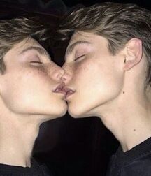 Koralles Twinks - hugs and kisses 15 - no porn 5fed29f6bec02.jpg