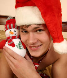 Contemplative Pre-Christmas Season Gay Tube 5faeb73fb0654.jpg