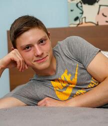 Gay Porn Rubax Hes Desperate To Wank His Twink Cum Out 614f3f673561b.jpg