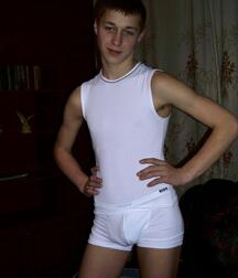 Rubax Gay Teen Boy Porn Shows Off And Cums 61c6229c17fad.jpg