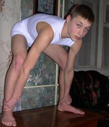 Rubax Gay Teen Boy Porn Shows Off And Cums 61c622d72cc16.jpg