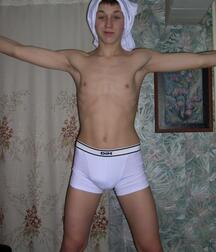 Rubax Gay Teen Boy Porn Shows Off And Cums 61c622daef224.jpg