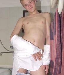 Rubax Gay Boy Porn Jerks Off In Bathroom 61e72e51c14ca.jpg