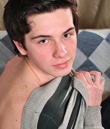 Sexy Twink Tube Solo by: Rubax 62225e4dc97f0.jpg