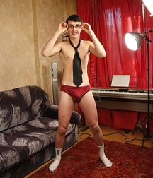 Gay Boy Joker Isn't Joking About His Cumming Porn 624e999b8ca7b.jpg