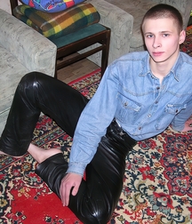 Gay Boy Kody Is A Great Show Master And Jerks Off 625d56c77475a.jpg